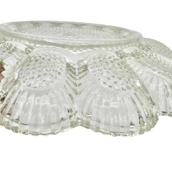 Deviled Eggs Plate Clear Glass Dimpled Holds 15 Eggs 11" Round - Picture 5 of 7